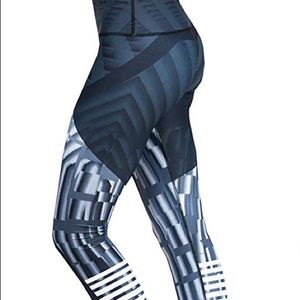 Noli Geometrics Leggings. Worn twice.